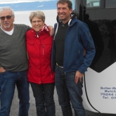 Martin Ortolf (Busfahrer), Barbara Sutter (Reisebegleitung), Martin Walleser (Busfahrer) 